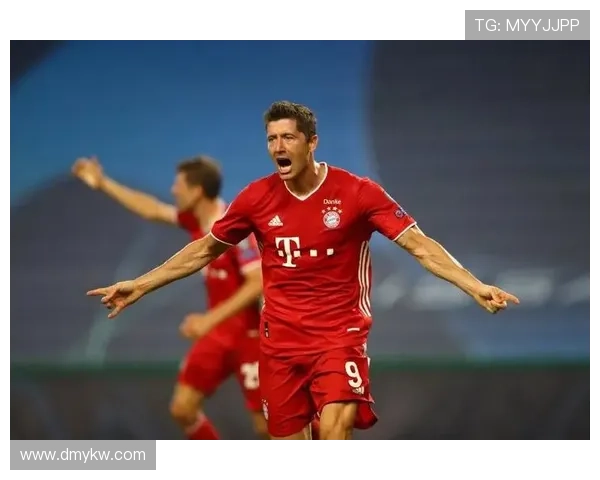 黑哨足球明星背后的故事与争议解析及其对足球运动的影响